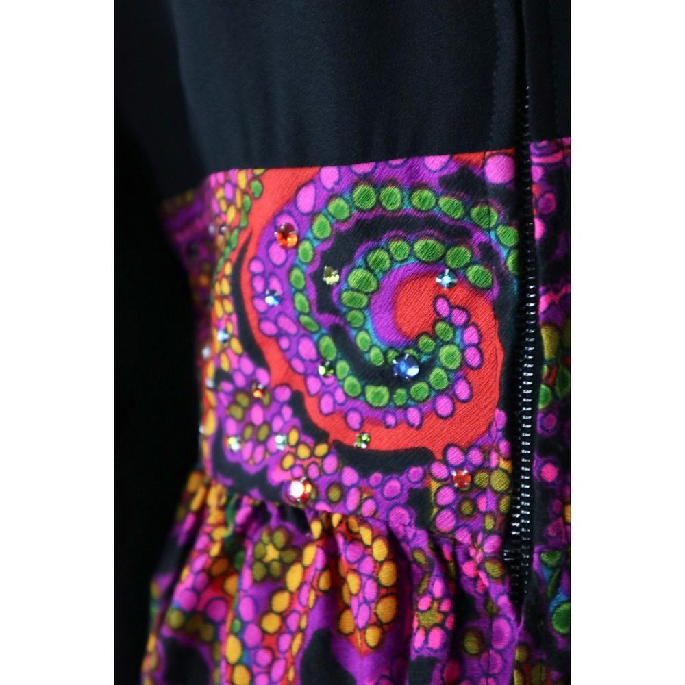 Vintage 1970 Paisley Print Scoop Neck Maxi Dress Rhinestone Disco Hippie - Picture 11 of 13